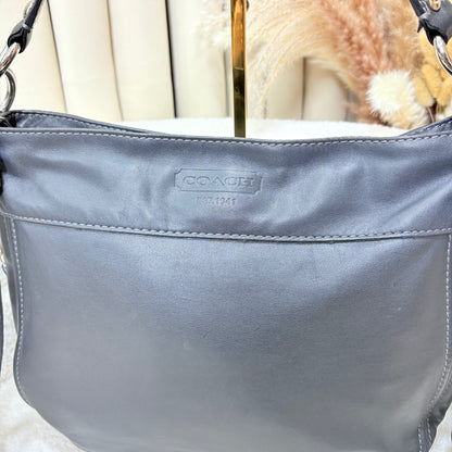 Coach Vintage Zoe Hobo