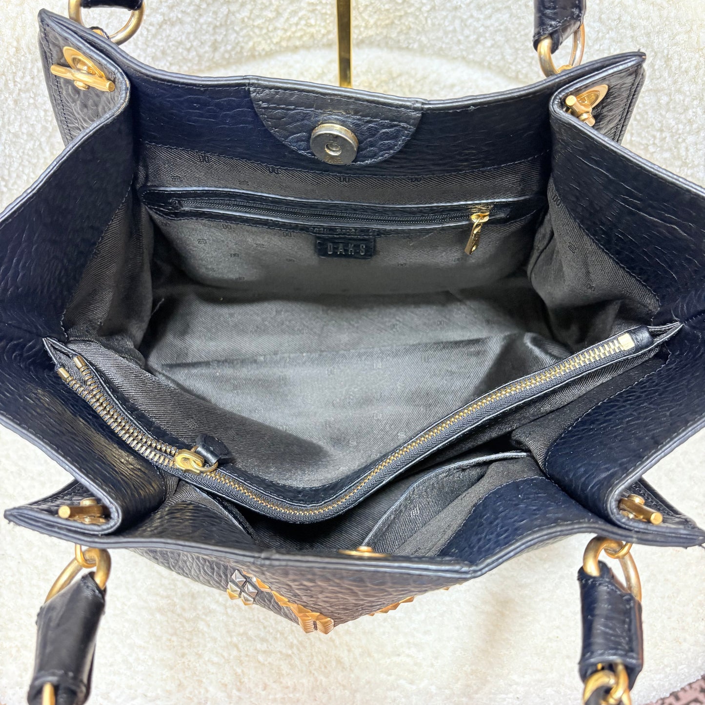 Daks Black Leather Tote Bag