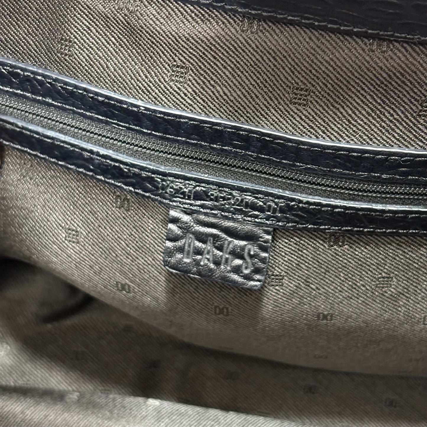 Daks Black Leather Tote Bag