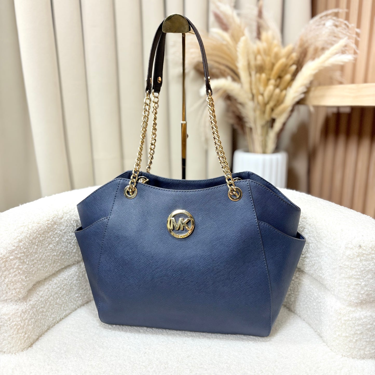 Michael Kors Jet Set Saffiano Leather Shoulder Bag